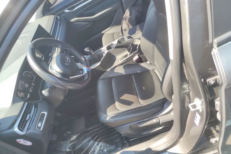 GEELY Emgrand 2022 car image #17