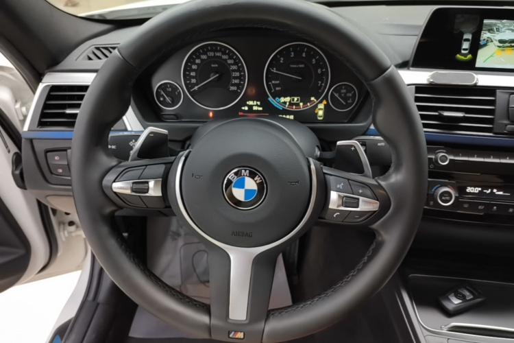 BMW 3 Series 2019 #11 BMW 3 Series 2019 car image #11