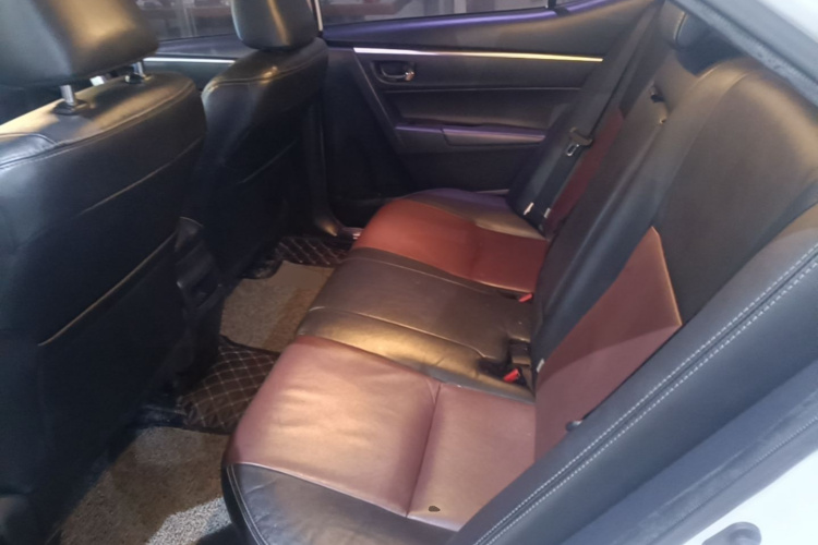 Toyota Corolla 2019 #17 Toyota Corolla 2019 car image #17