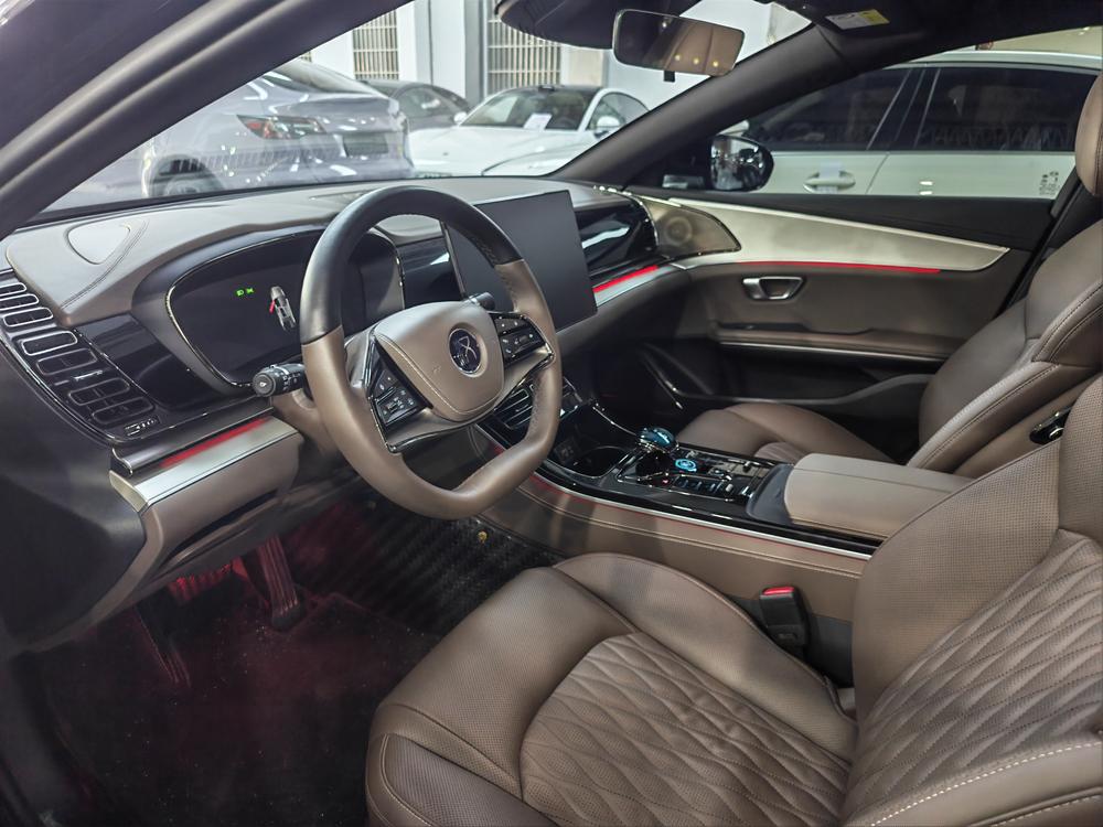 BYD Han 2025 immagine di auto #6