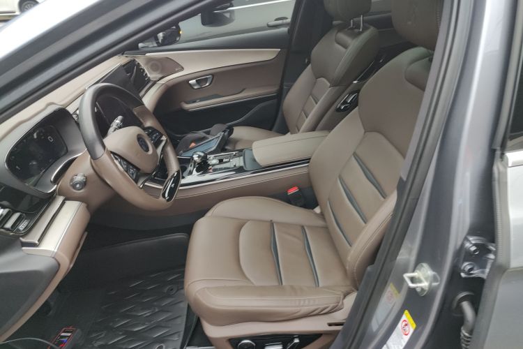 BYD Han 2022 immagine di auto #15