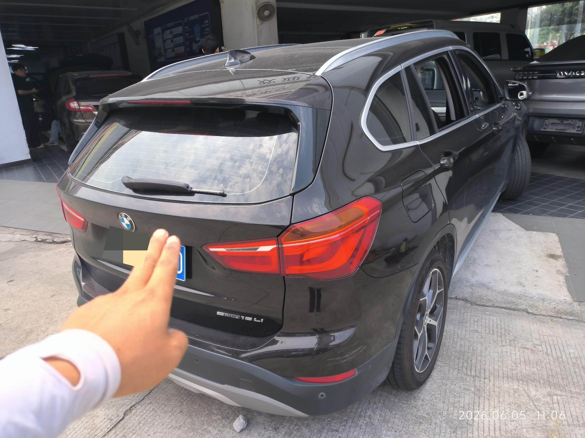 2018 immagine di auto #5