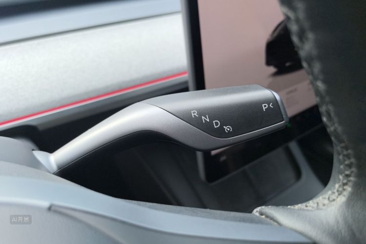 Tesla Model Y 2024 #16 Tesla Model Y 2024 car image #16