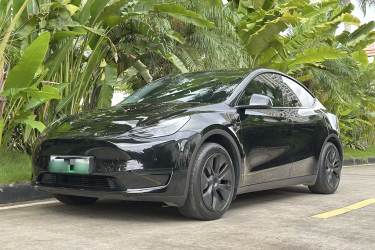 Tesla Model Y 2023 #7 Tesla Model Y 2023 immagine di auto #7
