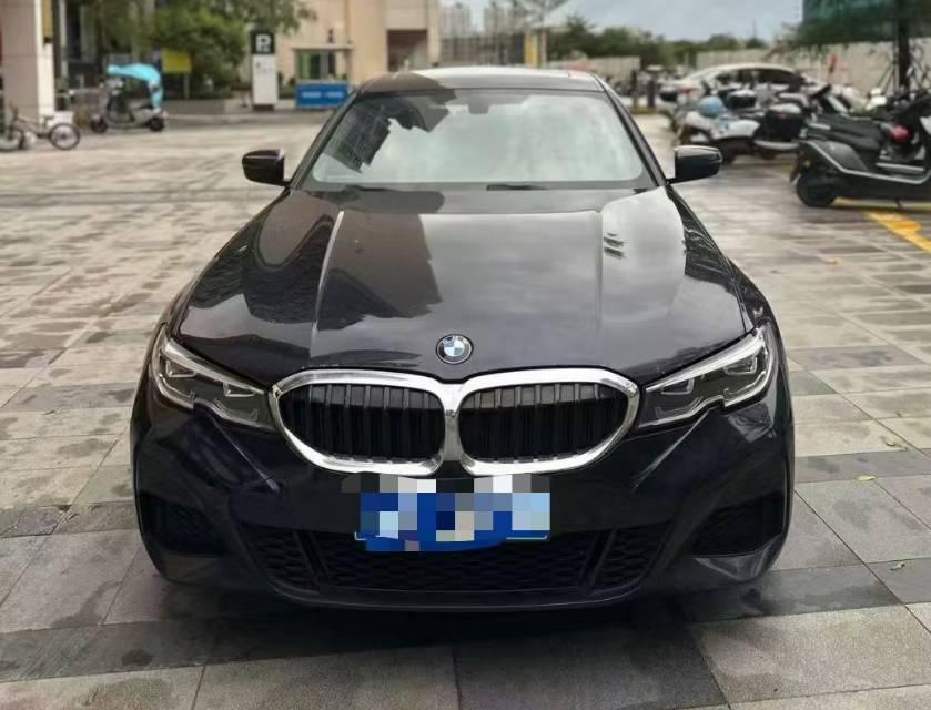 BMW 3 Series 2022 car image #2