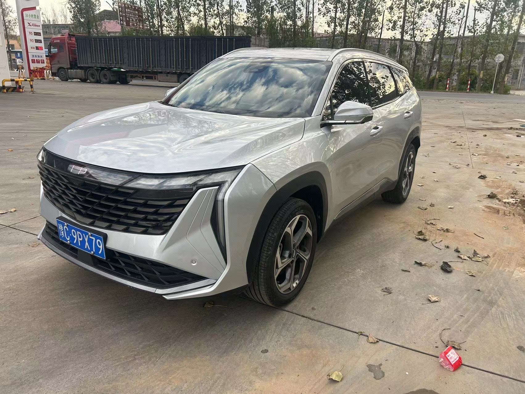 GEELY Boyue L 2025 immagine di auto 