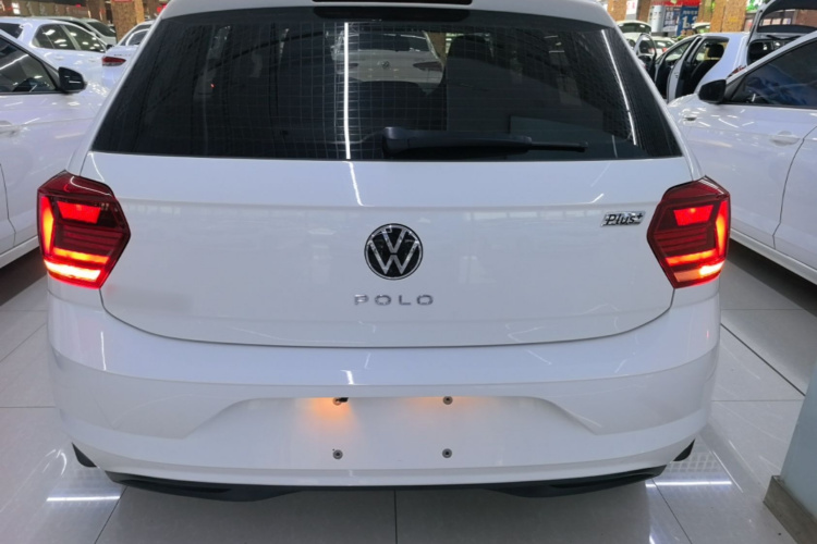 Volkswagen Polo 2021 car image #4