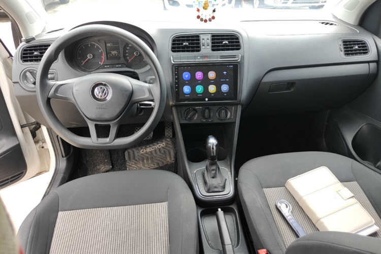 Volkswagen Polo 2017 #11 Volkswagen Polo 2017 car image #11