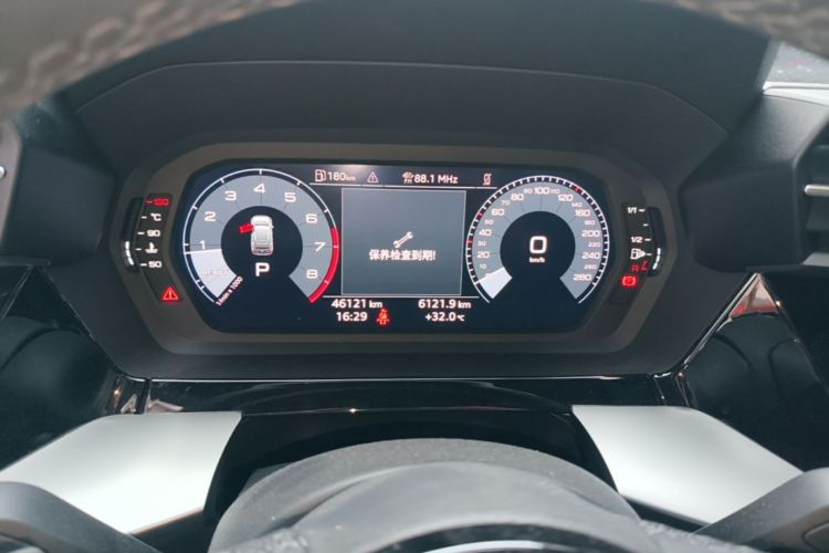Audi A3 2023 immagine di auto #12