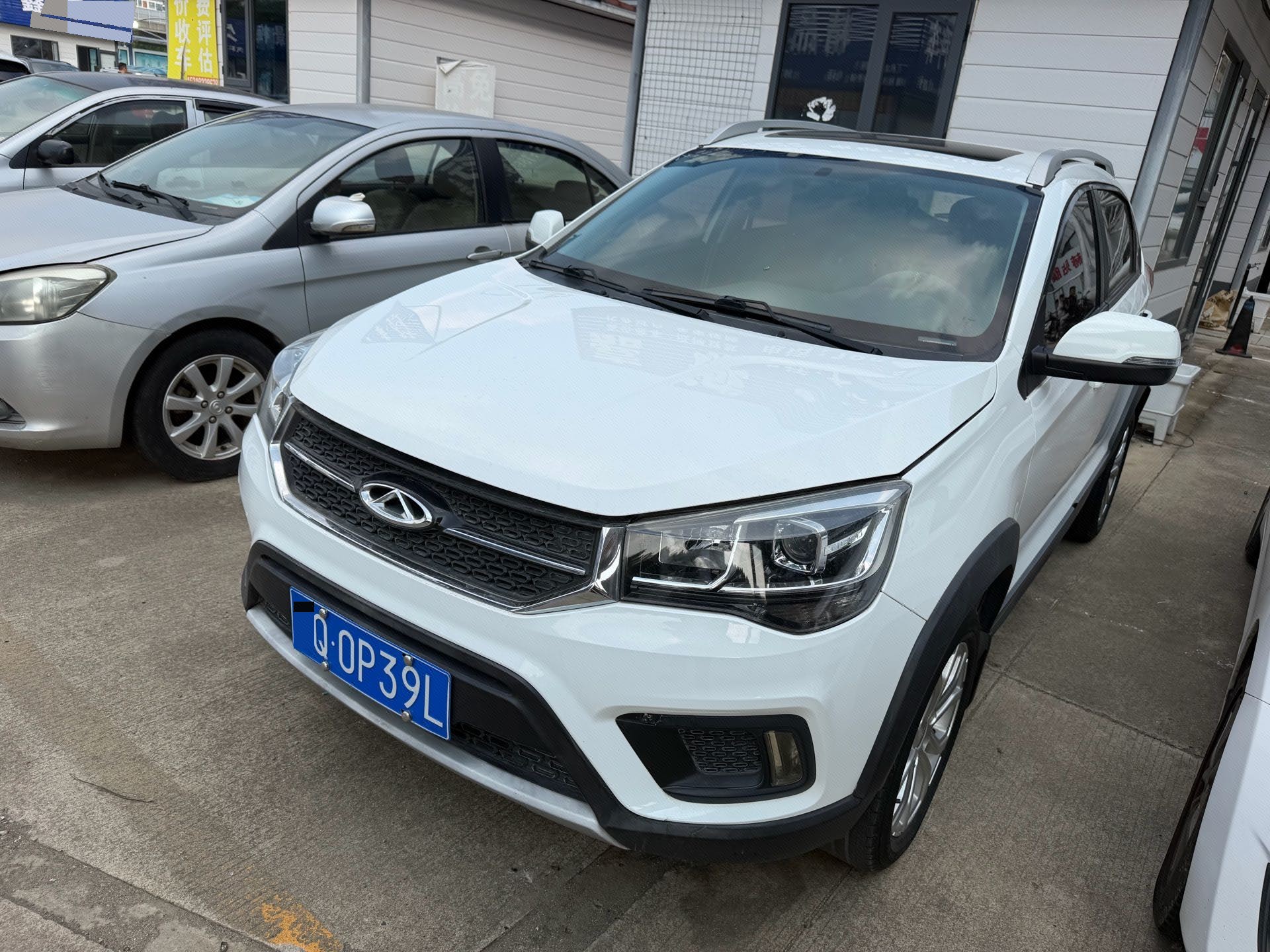 Chery Tiggo 3x 2017 Chery Tiggo 3x 2017 immagine di auto
