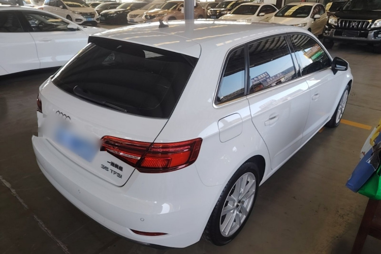 Audi A3 2019 صورة سيارة #7
