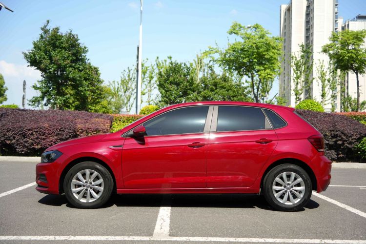 Volkswagen Polo 2020 car image #6