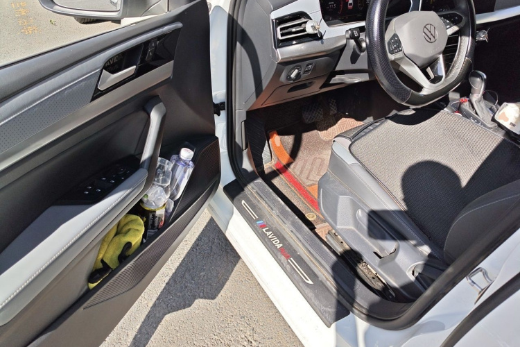 Volkswagen Lavida 2023 immagine di auto #9