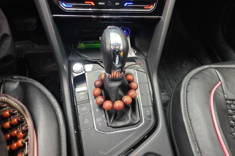 Volkswagen Tharu 2022 imagen de coche #18