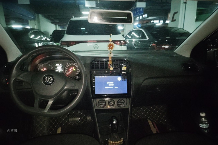 Volkswagen Polo 2019 car image #11