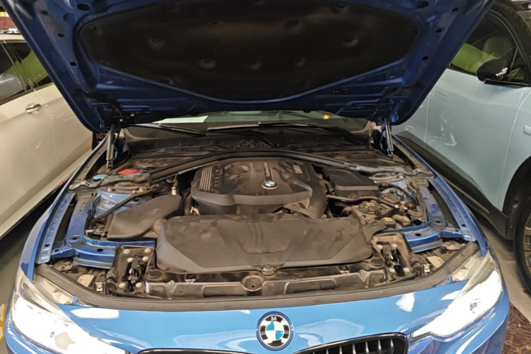 BMW 3 Series 2018 #20 BMW 3 Series 2018 car image #20