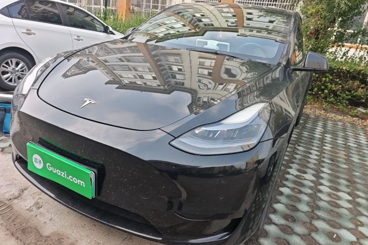 Tesla Model Y 2022 #2 Tesla Model Y 2022 immagine di auto #2