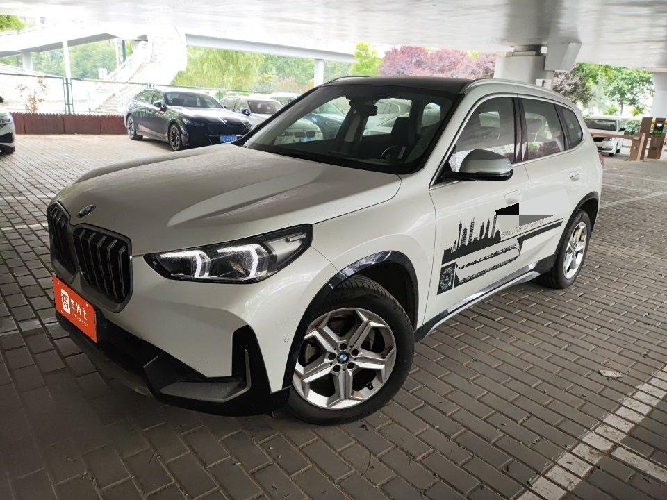 BMW X1 2024 BMW X1 2024 car image