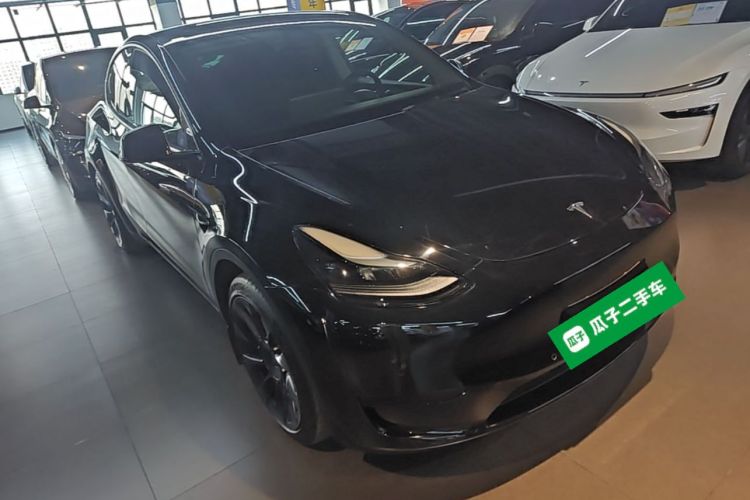 Tesla Model Y 2022 #4 Tesla Model Y 2022 car image #4