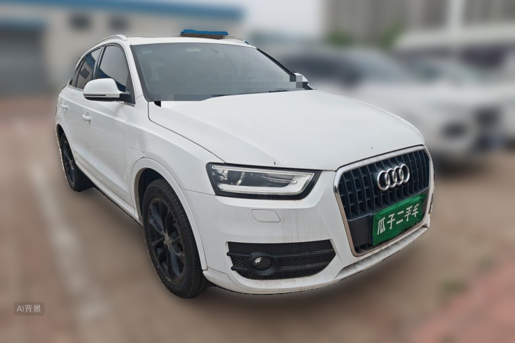 Audi Q3 2016 car image #4