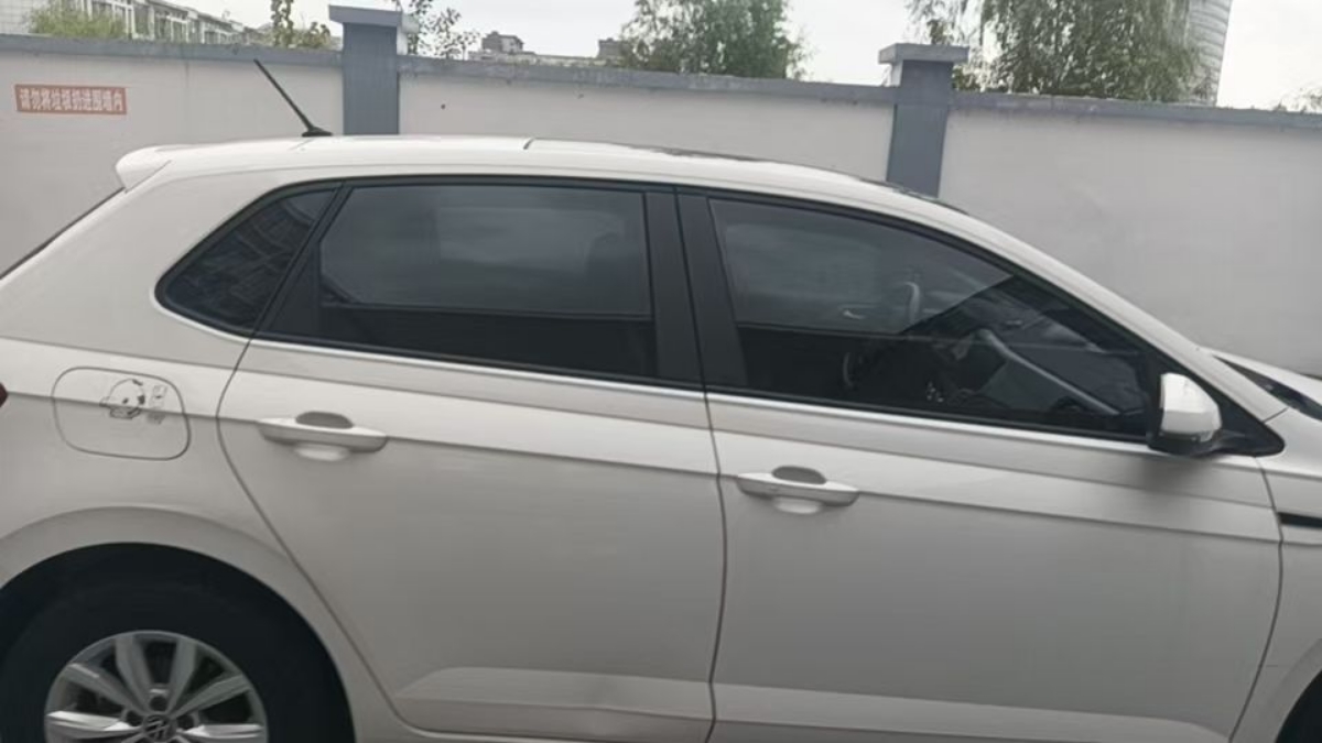 Volkswagen Polo 2022 صورة سيارة #2