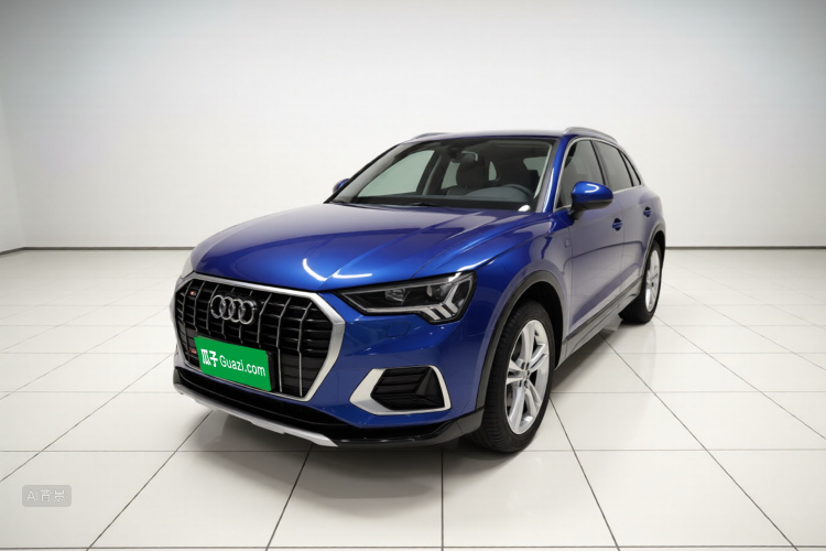 Audi Q3 2020 car image #2