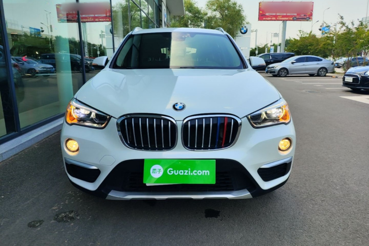BMW X1 2018 #3 BMW X1 2018 car image #3