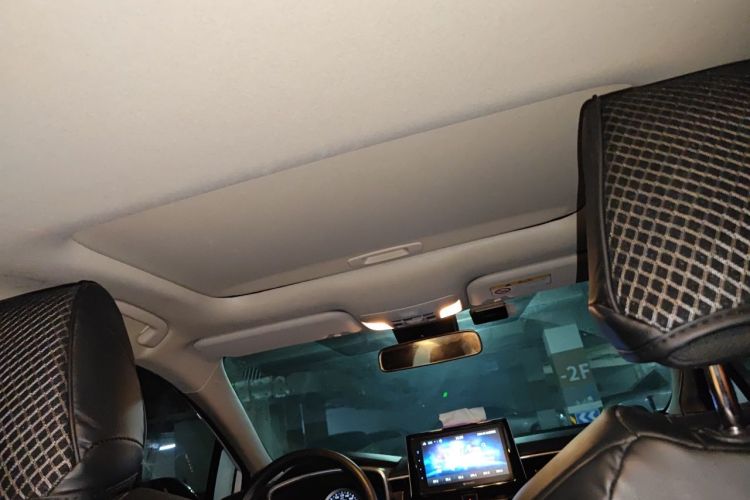 Toyota Corolla 2019 #16 Toyota Corolla 2019 car image #16