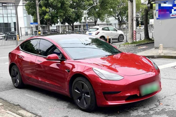 Tesla Model 3 2022 car image #9