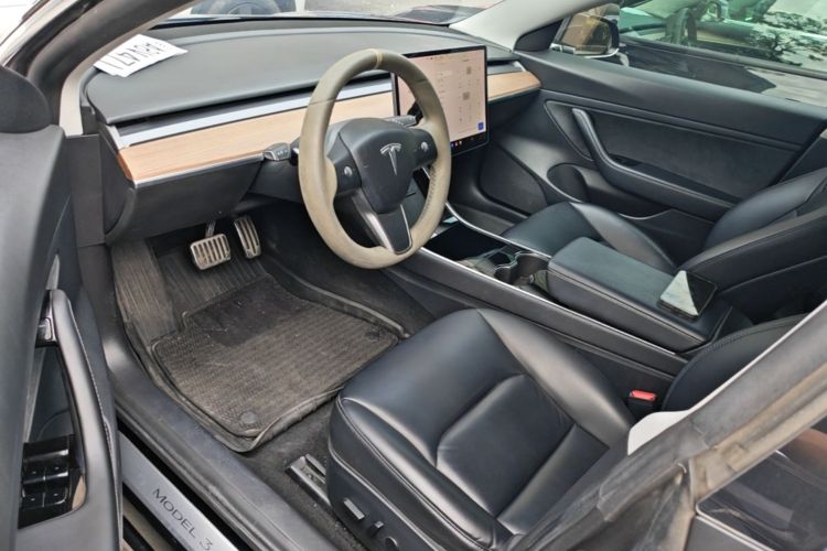 Tesla Model 3 2020 #16 Tesla Model 3 2020 car image #16