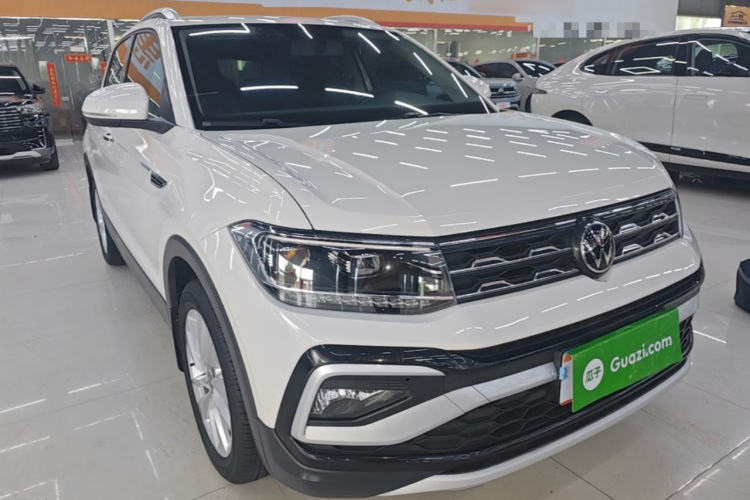 Volkswagen T-Cross 2021 #4 Volkswagen T-Cross 2021 car image #4