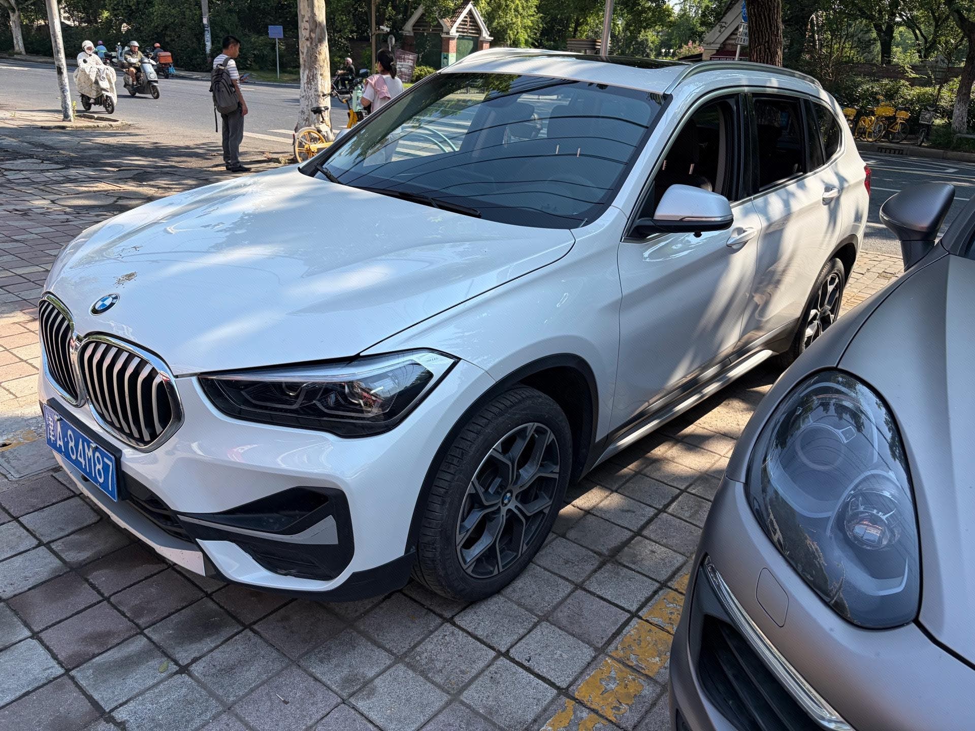 BMW X1 2022 BMW X1 2022 car image