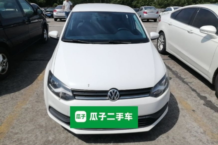 Volkswagen Polo 2017 car image #3