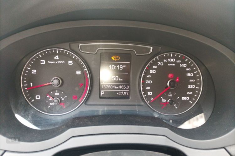 Audi Q3 2019 #13 Audi Q3 2019 car image #13
