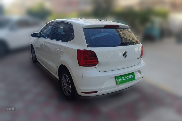 Volkswagen Polo 2014 car image #5