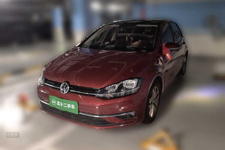 Volkswagen Golf 2019 car image #2