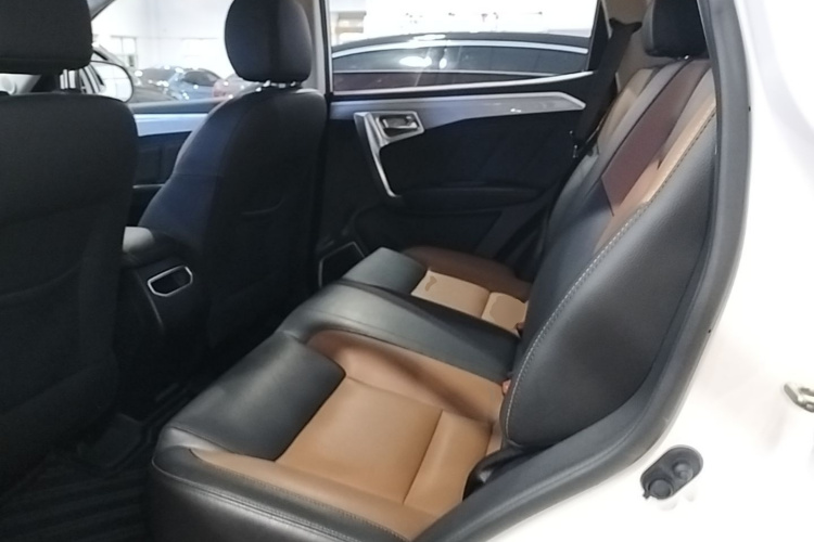 GEELY Vision X6 2017 car image #17