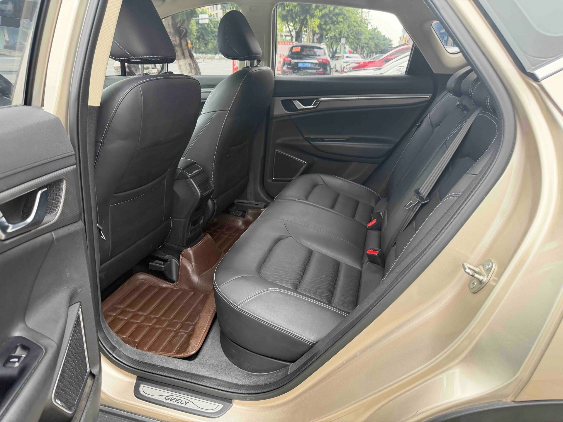 GEELY Emgrand GS 2016 image de voiture #7