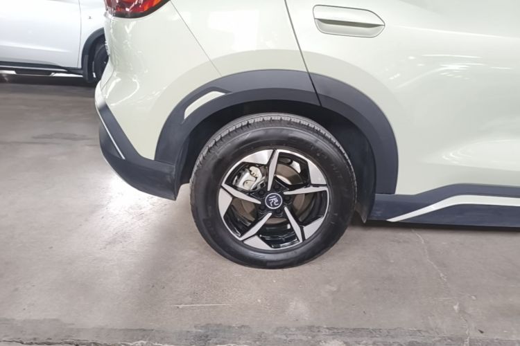 BYD YuanUP 2024 #10 BYD YuanUP 2024 car image #10