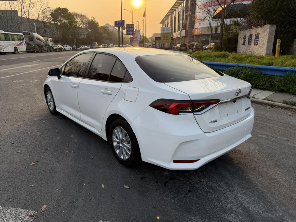 Toyota Corolla 2021 #5 Toyota Corolla 2021 car image #5