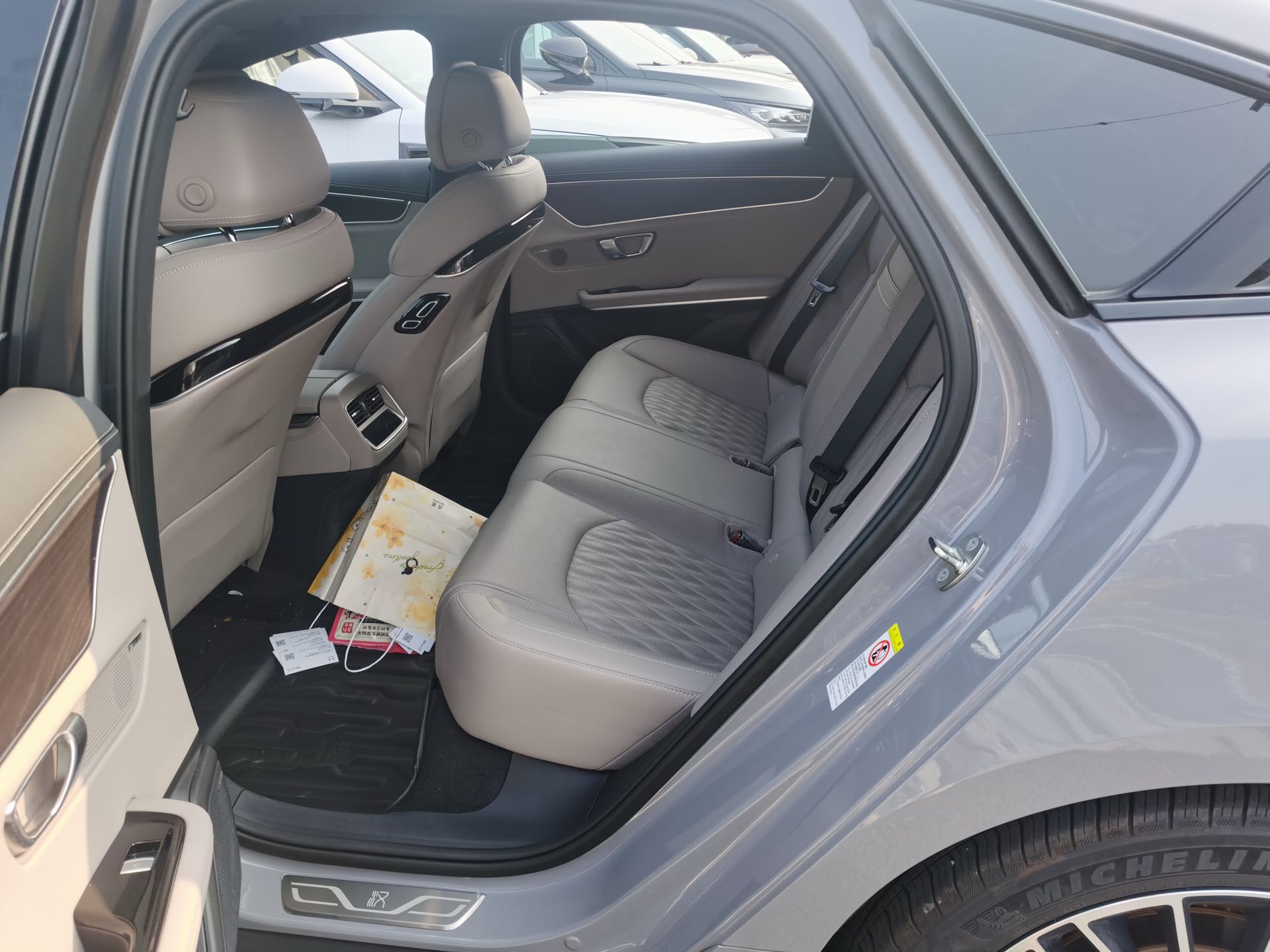 BYD Han 2025 #2 BYD Han 2025 immagine di auto #2