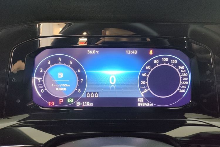 Volkswagen Golf 2021 car image #16