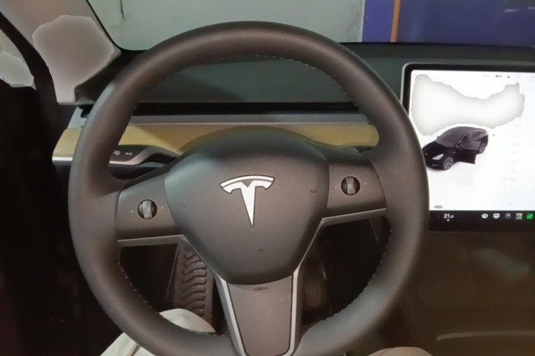 Tesla Model Y 2022 #11 Tesla Model Y 2022 car image #11