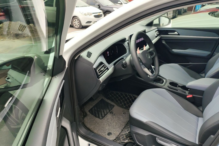 Volkswagen Lavida 2024 car image #16