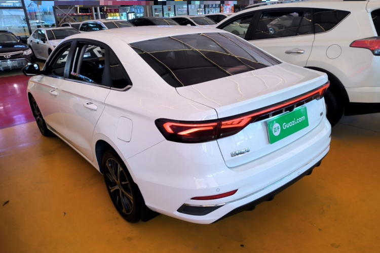 GEELY Emgrand 2022 #5 GEELY Emgrand 2022 car image #5