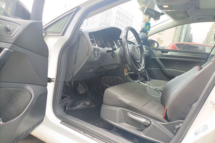 Volkswagen Golf 2017 #13 Volkswagen Golf 2017 car image #13