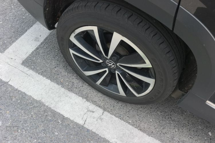 Volkswagen Tharu 2021 car image #9