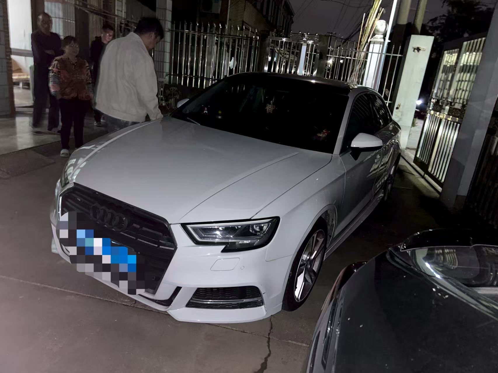 Audi A3 2019 immagine di auto #2