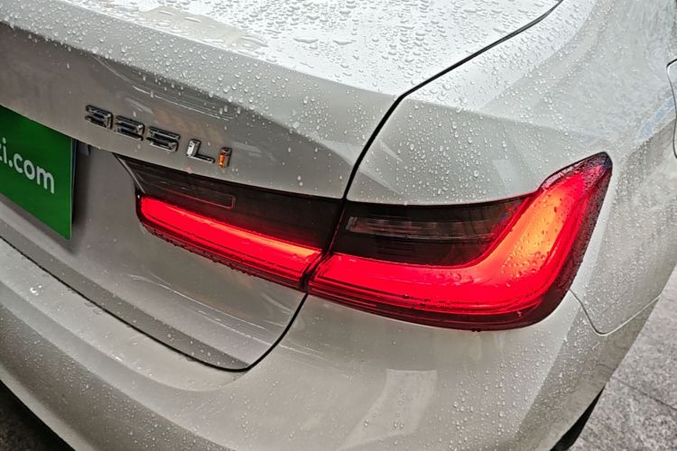 BMW 3 Series 2019 #8 BMW 3 Series 2019 car image #8