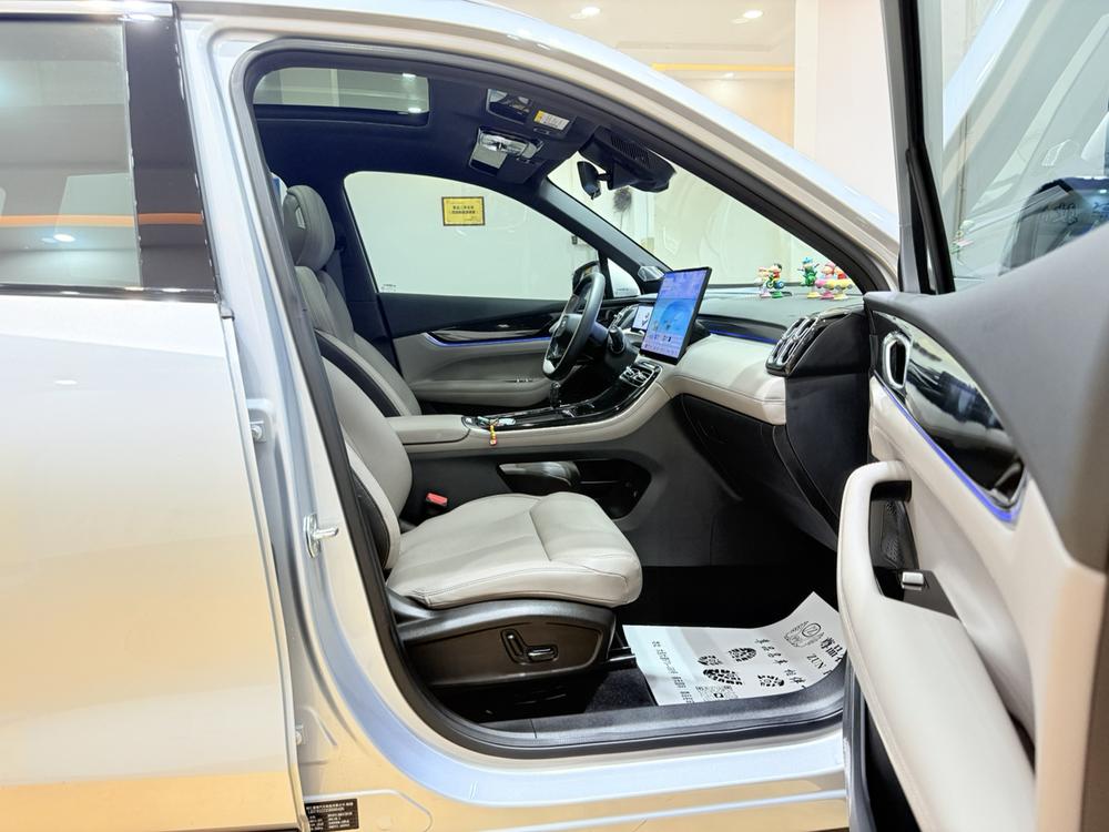 GEELY Boyue L 2025 imagen de coche #19